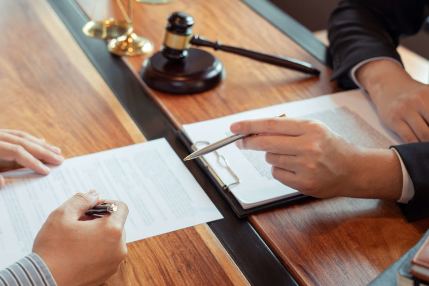 Σύνταξη και Έλεγχος Συμβολαίου του Ακινήτου